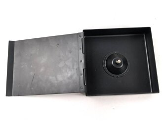 Deckel für einen Amtszusatz für den kleinen Klappenschrank der Wehrmacht. Sehr guter Zustand, Originallack