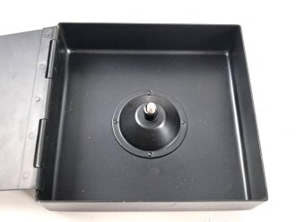 Deckel für einen Amtszusatz für den kleinen Klappenschrank der Wehrmacht. Sehr guter Zustand, Originallack
