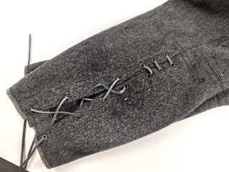 Deutsches Rotes Kreuz DRK, Stiefelhose Eigentumstsück mit diversen beschädigungen. Ungereinigt