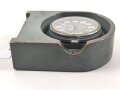 Luftwaffe Betriebsuhr, auch Stationsuhr oder Funkraumuhr genannt. Bauart Junghans, , Fl 25591. Original lackiertes Gehäuse , läuft einwandfrei