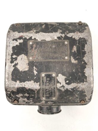 Umformer U.10 a 1 der Wehrmacht für 10 Watt Sender in Fahrzeugen. Baujahr 1943. Originallack, Funktion nicht geprüft