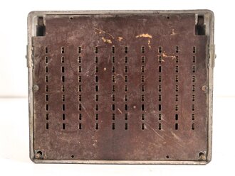 Luftwaffe FBG.3 Ln 26564, Fernbediengerät zur Umschaltung der Antennen auf LW- / KW-Betrieb für Fu G10. Originallack, Funktion nicht geprüft, ungereinigtes Stück