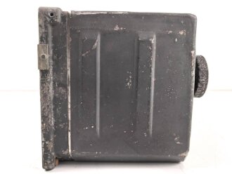 Luftwaffe FBG.3 Ln 26564, Fernbediengerät zur Umschaltung der Antennen auf LW- / KW-Betrieb für Fu G10. Originallack, Funktion nicht geprüft, ungereinigtes Stück