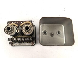 Luftwaffe, Widerstandskasten WK25, Ln 28806. Teil der FuG25 Anlage. Originallack, Funktion nicht geprüft