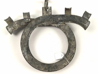 Abspannhaken für Feldfernkabel der Wehrmacht, datiert 1943, ungereinigtes Stück