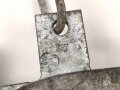 Abspannhaken für Feldfernkabel der Wehrmacht, datiert 1943, ungereinigtes Stück