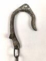 Abspannhaken für Feldfernkabel der Wehrmacht, datiert 1943, ungereinigtes Stück