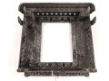Luftwaffe, Fußplatte / Aufhängerahmen für Schaltkasten 13b, Ln 26905-2. Originallack, ungereinigtes Stück