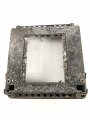 Luftwaffe, Fußplatte / Aufhängerahmen für Schaltkasten 13b, Ln 26905-2. Originallack, ungereinigtes Stück