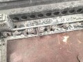 Luftwaffe, Fußplatte / Aufhängerahmen für Fernbediengerät 3. Originallack, ungereinigtes Stück