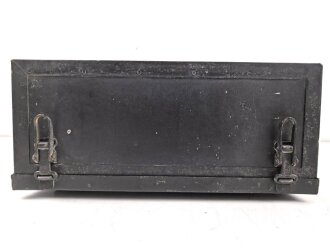 Transportkasten "Chi.Masch. A 02601" Originallack und Beschriftung. ( Chiffrier Maschine ) Nach dem Krieg weiterbenutzt