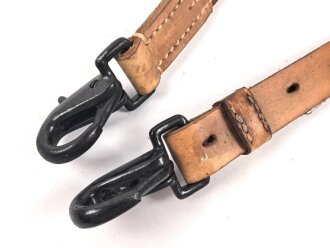 Trageriemen Wehrmacht, Beispielsweise für Optikbehälter. Breite 2.5cm, Länge mit Karabinerhaken 100cm
