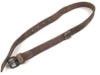 Lederriemen Wehrmacht. Breite  knapp 2,5cm, Länge 80cm