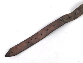 Lederriemen Wehrmacht. Breite  knapp 2cm, Länge 34cm