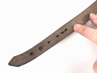 Lederriemen Wehrmacht. Breite  knapp 2cm, Gesamtlänge 33cm