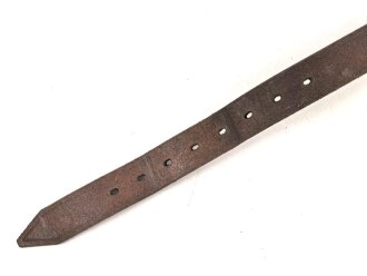 Lederriemen Wehrmacht. Breite  knapp 2cm, Gesamtlänge 32cm