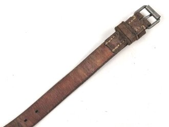Lederriemen Wehrmacht. Breite  knapp 2cm, Gesamtlänge 32cm