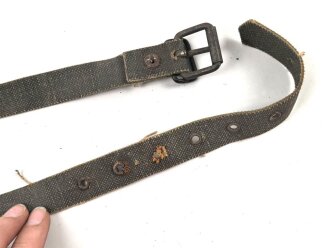 Riemen aus Ersatzmaterial Wehrmacht ? Breite  knapp über 2cm, Gesamtlänge 64cm