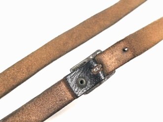 Lederner Trageriemen Wehrmacht. Breite 1,8cm, Gesamtlänge 120cm