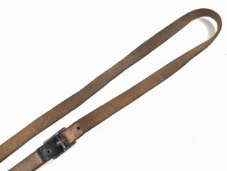 Lederner Trageriemen Wehrmacht. Breite 1,8cm, Gesamtlänge 120cm