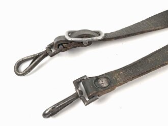 Lederner Trageriemen Wehrmacht ? Breite 1,8cm, Gesamtlänge 130cm, wohl aus italienischem Leder