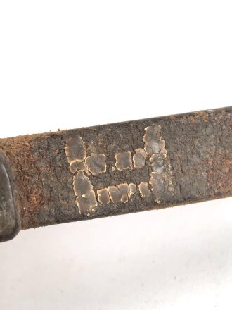 Lederner Trageriemen Wehrmacht ? Breite 1,8cm, Gesamtlänge 130cm, wohl aus italienischem Leder
