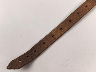 Lederriemen Wehrmacht. Breite knapp 2cm, Gesamtlänge 65cm