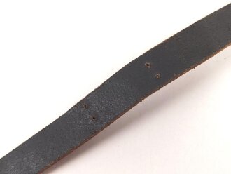 Lederriemen Wehrmacht. Breite knapp 2cm, Gesamtlänge 65cm