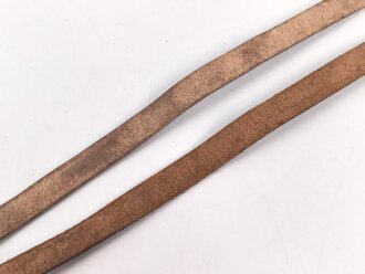 Paar Lederriemen Wehrmacht. Breite  1,5cm, Länge 55 und 57cm
