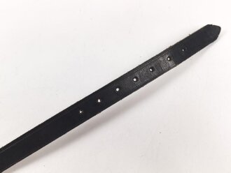 Lederriemen Wehrmacht. Breite 1,5 cm, Gesamtlänge 43cm