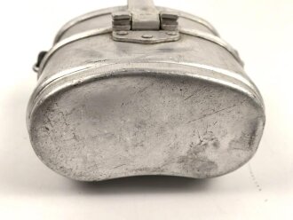 Russland, Kochgeschirr und Feldflasche aus Aluminium. Aus den 1970iger Jahren, gebraucht