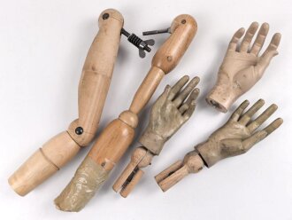 Konvolut Schaufensterfiguren, alte und moderne, dazu diverse Arme und Hände NUR AN SELBSTABHOLER