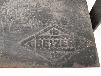Luftwaffe, Werkzeugkasten für Flugzeug Elektriker. Originallack, schweres Stück, Bodenmaße etwa 28 x 52cm