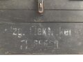 Luftwaffe, Werkzeugkasten für Flugzeug Elektriker. Originallack, schweres Stück, Bodenmaße etwa 28 x 52cm