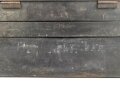 Luftwaffe, Werkzeugkasten für Flugzeug Elektriker. Originallack, schweres Stück, Bodenmaße etwa 28 x 52cm