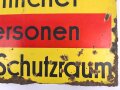Luftschutz Emailleschild "Öffentlicher Sammel Schutzraum 175 Personen" Maße 39 x 80cm, ungereinigtes Stück