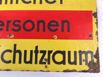Luftschutz Emailleschild "Öffentlicher Sammel Schutzraum 150 Personen" Maße 39 x 80cm, ungereinigtes Stück