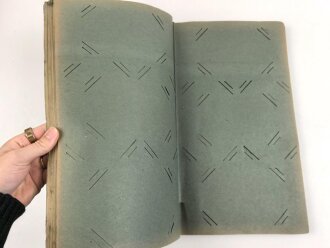 1.Weltkrieg, patriotisches Postkarten Album, einige Fotos eingekebt, sonst leer