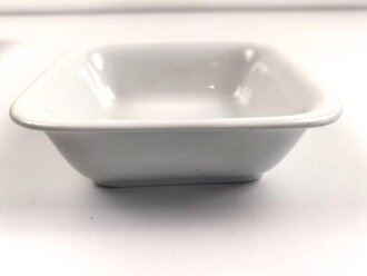 Heer, Kantinenporzellan kleine, eckige Schale, Kantenlänge 21cm, Hersteller K&A Krautheim Selb-Germany 1939. Gebraucht