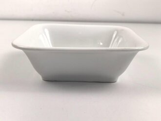 Heer, Kantinenporzellan kleine, eckige Schale, Kantenlänge 21cm, Hersteller Hutschnreuther Hohenberg 1940. Gebraucht