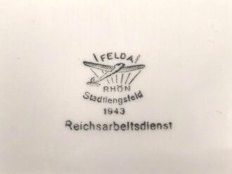 Reichsarbeitsdienst, Kantinenporzellan große, eckige Schale, Kantenlänge 27cm, Hersteller Felda Rhön Stadtlengsfeld 1943. Gebraucht