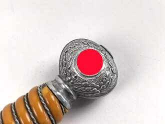Dolch für Offiziere der Luftwaffe, die Klinge ohne Hersteller, das Griffstück defekt.
