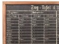 Wandtafel " Zug Tafel des 3. Kranken Kraftwagen Zug"  Originallack, Maße etwa 70 x 99cm