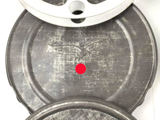Luftwaffe Schmalfilmgerät KINOX S, Hersteller Zeiss Ikon für 16mm Filme. Optisch gut, Funktion nicht geprüft. Ein Film und zwei leere Filmbehälter enthalten