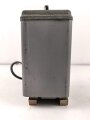 Luftwaffe Schmalfilmgerät KINOX S, Hersteller Zeiss Ikon für 16mm Filme. Optisch gut, Funktion nicht geprüft. Ein Film und zwei leere Filmbehälter enthalten