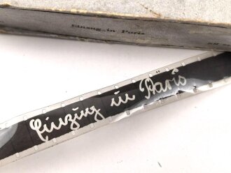 "Einzug in Paris" 16mm Silberfilm , defekte...