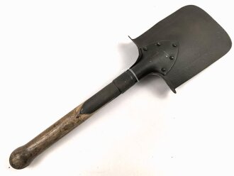 Frankreich 1. Weltkrieg, Spaten Hersteller GOUVY datiert 1906, überlackiertes Stück