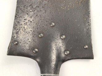 Kaiserreich und 1. Weltkrieg, Spaten Modell 1898, leicht narbiges Stück