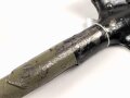 Kaiserreich und 1. Weltkrieg, Spaten Modell 1898, überlackiertes Stück mit Herstellerstempel