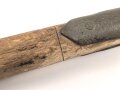 Frankreich 1. Weltkrieg, Spaten ohne Hersteller. Blatt gerissen. Aufgrund der Stempelung auf der linken Seite des Blattes gehe ich von Frankreich aus, typischer "Linnenmann" Spaten, der so auch in einigen anderen Ländern Verwendung fand.